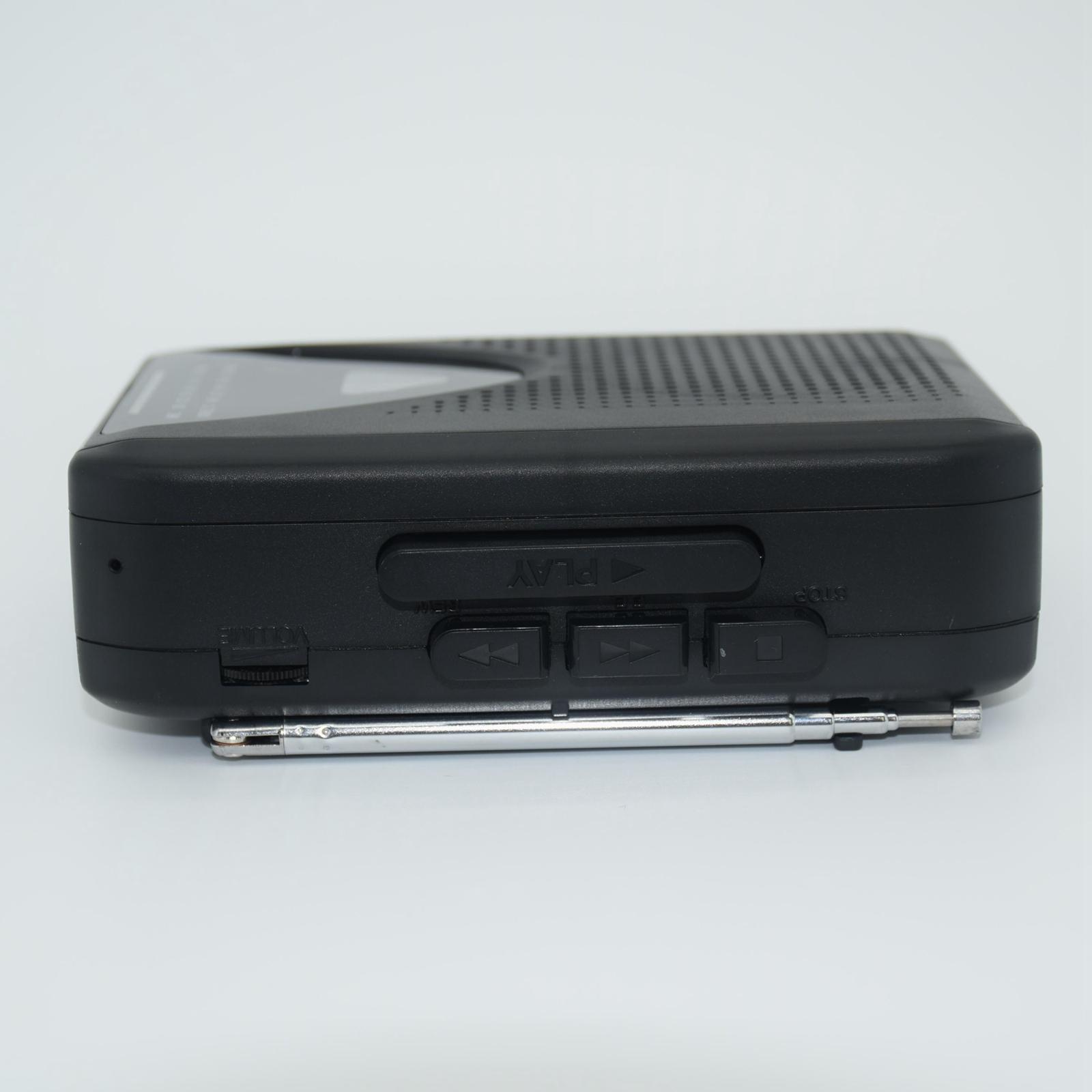 Cassette Recorder Retro FM AM  - Audio Music News recension och pris